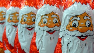 Cesta čokolády: Vianočné figúrky z Afriky