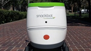 Výrobca Pepsi postavil robota, ktorý bude vysokoškolákom rozvážať desiate