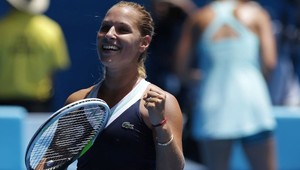 AO: Cibulková zdolala Šarapovovú. Je vo štvrťfinále!