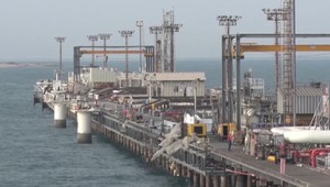 Útoky na iránsku infraštruktúru: Zasiahnutý bol aj strategický ostrov Chárk