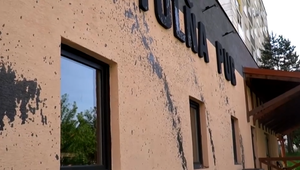 Vysnívaný podnik mu obliali olejom: Tisícová škoda majiteľa nazastaví