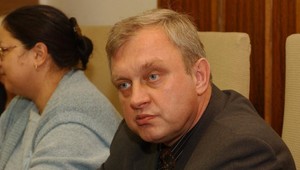 Jeden Slovák zostáva stále vo väzbe, ostatní aj s europoslancom sú na slobode