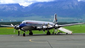 Krach aeroliniek priamo počas letu