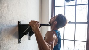 Ako začať s cvičením na hrazde?