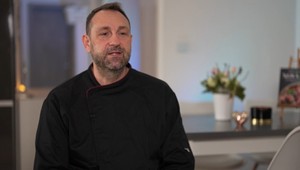 Tomáš Sika z Bez servítky prekvapí divákov: Spája ho biznis s hviezdou TV JOJ!