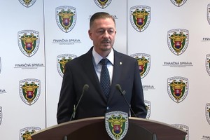 Tlačová beseda Finančnej správy o kauze "langoše"