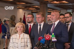 Tlačová beseda strany Hlas-SD k opozícii