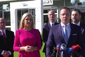 Tlačová beseda ministrov hospodárstva a práce k novým pracovný miestam