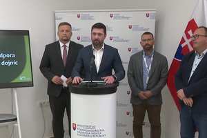 Tlačová beseda ministra Takáča: Podpora pre chovateľov dojníc