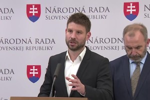 Tlačová beseda PS k podpisu zmluvy