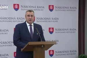 Tlačová beseda predsedu SNS Andreja Danka o aktuálnych témach