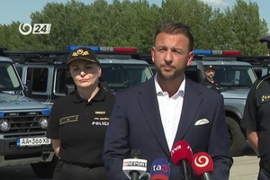 Tlačová beseda ministra vnútra k posilneniu bezpečnostných zložiek