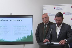 Tlačová beseda ministra Takáča o pomoci pre poľovnícke združenia