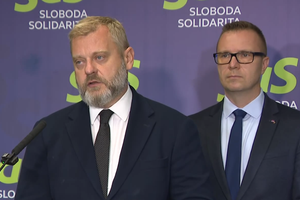 Tlačová beseda strany SaS k nákupu hasičských áut