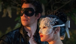 Fanúšikovia Bridgertonu šalejú: Nová séria začína ako Popoluška, no skončí úplne inak