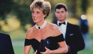 Princezná Diana si tieto šaty takmer neobliekla: Napokon vznikol jeden z najslávnejších módnych momentov