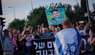 Izrael si pripomína 1000 dní od útoku Hamasu. Spoločnosť rozdeľujú výzvy na nezávislé vyšetrovanie
