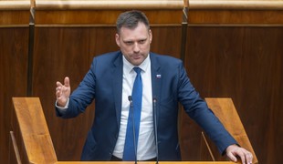 Reakcie politikov na odvolanie Tomáša Tarabu. Fico zvolá predsedníctvo strany Smer-SD