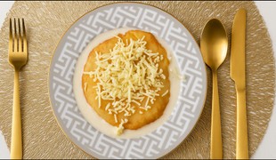 Fazuľová polievka s domácimi langošmi