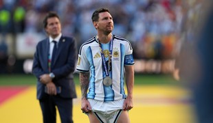 MESSI necestoval so spoluhráčmi, domov sa vrátil súkromným lietadlom