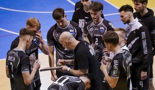 Volejbalisti majú plnohodnotné osemčlenné play-off