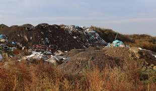 Obrovská masa odpadu sa zrútila na domy: V Guinei zahynulo 30 ľudí
