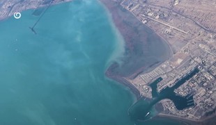 Napätie v Hormuzskom prielive môže zdražiť potraviny. Analytici varujú pred scenárom z rokov 2022 a 2023