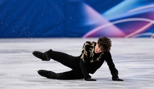 Adam HAGARA vo finále voľných jázd dvakrát spadol