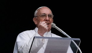 Autobiografia pápeža Františka vyšla v Rusku s cenzorskými zásahmi bez pasáži o LGBT