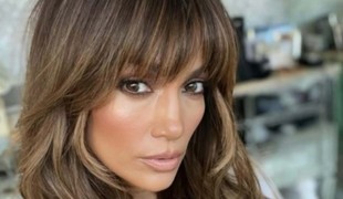 Jennifer Lopez ukázala účes, ktorý dokáže zmeniť celú tvár: Ofina je späť, no každej žene pristane iná