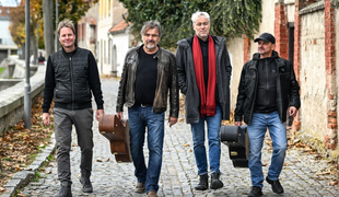 Na pokraji života a smrti! Líder slávnej českej kapely mal infarkt!