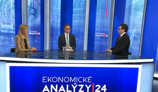 Nedostatok leteckého paliva hrozí aj v Európe: Ceny leteniek rastú, dovolenkári menia plány