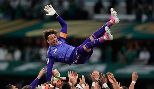Ochoa sa lúčil s futbalom tam, kde s ním začal