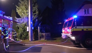 Tragédia v Smrečanoch: 65-ročná žena zomrela po požiari rodinného domu