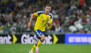Kráľovská posila Švédov: Stopérovi Lagerbielkemu v žilách koluje modrá krv