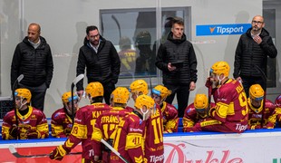 Vlci prišli o víťaznú sériu, o triumfe Dukly rozhodol BUBELA