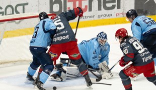 Video: Slovan na čele Tipsport ligy. Zostrihy všetkých zápasov 10. kola