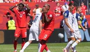 Bosna takmer šokovala usporiadateľa MS, proti Kanade vydrela aspoň bod