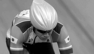 Tragédia počas pretekov. Zomrel strieborný olympijský víťaz v dráhovej cyklistike