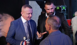 Exkluzívne video zo zákulisia: ČO povedal Vilo Rozboril Adamovi Cibuľovi, keď sa vypli kamery?