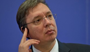 Srbský prezident čelí obvineniu z účasti na streľbe na civilistov. Vučič ich popiera