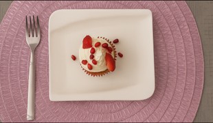 Muffiny s krémom a ovocím