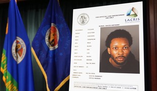 Speváka D4vda obvinili z vraždy. Telo 14-ročnej obete našli rozštvrtené v jeho aute