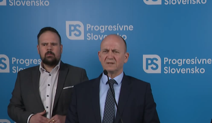 Upratovačky na polícii po rokoch končia. PS chce zvolať mimoriadny výbor