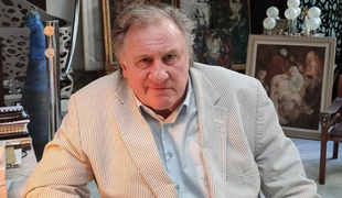 Lásku našiel v Prahe! Depardieu (77) má po boku krásnu a výrazne mladšiu Češku!