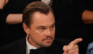Najvirálnejšie video zo Zlatých glóbusov! TEJTO osobe vraj adresoval DiCaprio svoju divokú gestikuláciu!