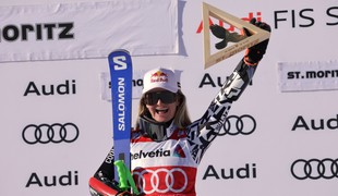 Prvý triumf v Super-G pre Robinsonovú, Shiffrinová preteky nedokončila