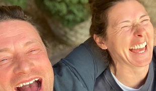 Spoznali by ste ho? Kuchársky sexsymbol výrazne zostarol, no úsmev mu z tváre nezmizol!