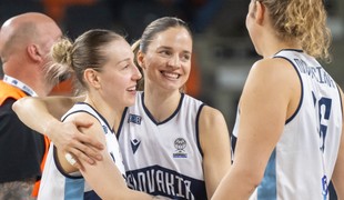 Slovensko - Cyprus 75:44, v utorok proti Rumunsku takisto na JOJ ŠPORT