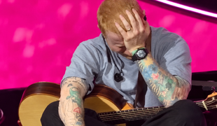 Rozplakal sa pred 50-tisícovým publikom! Ed Sheeran priznal, že ho opúšťali najbližší!